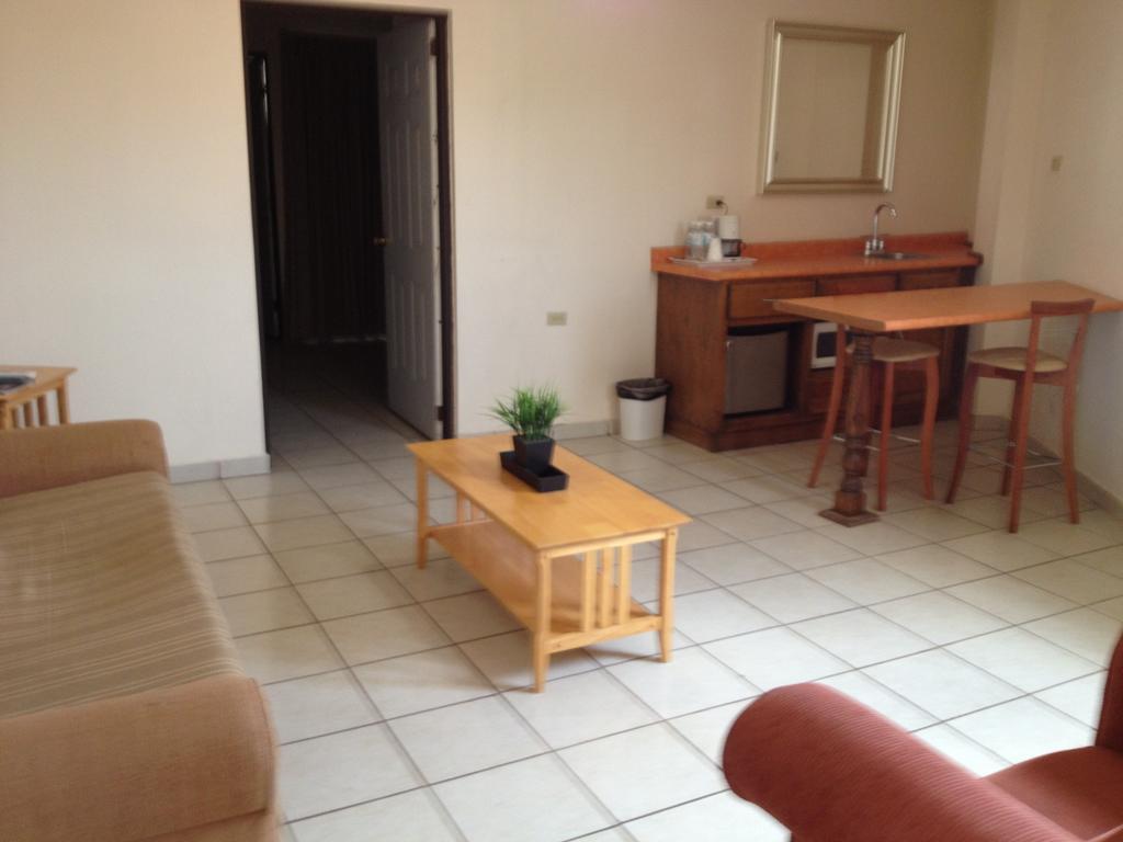 Hotel Hacienda Nainari Ciudad Obregon Bagian luar foto