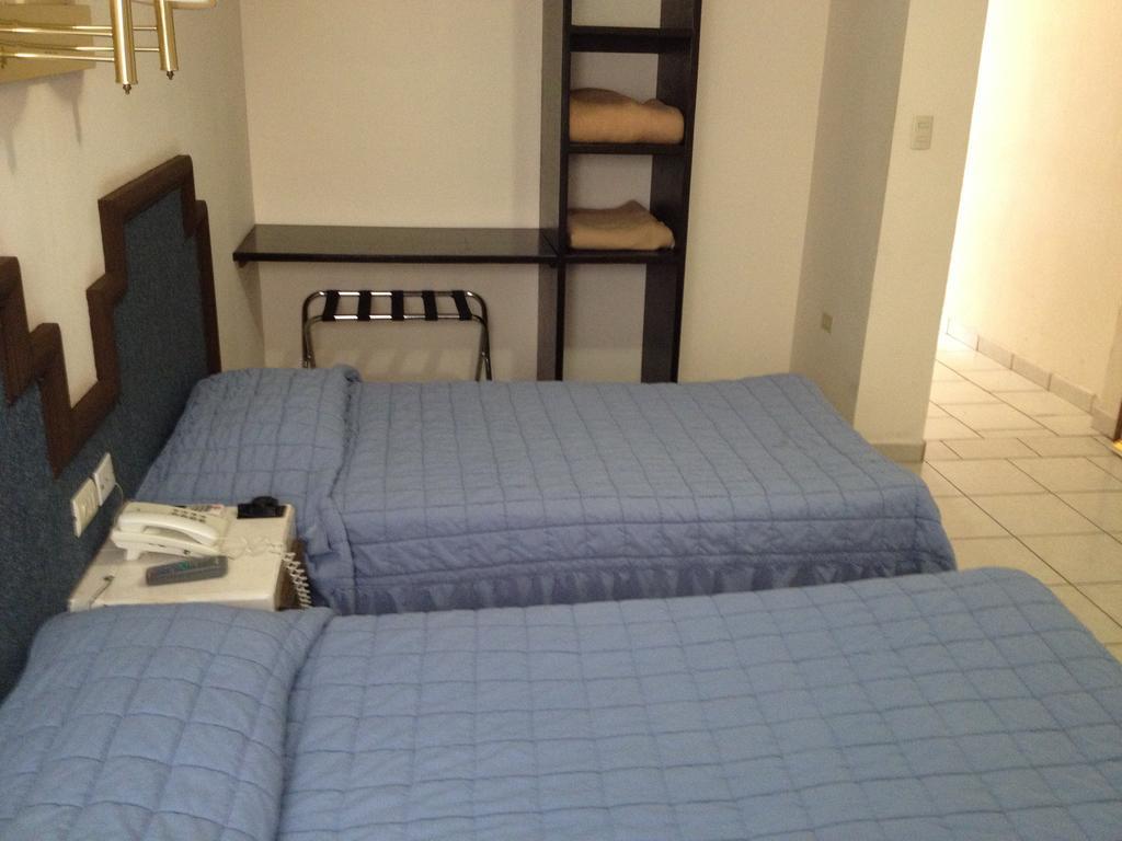 Hotel Hacienda Nainari Ciudad Obregon Ruang foto